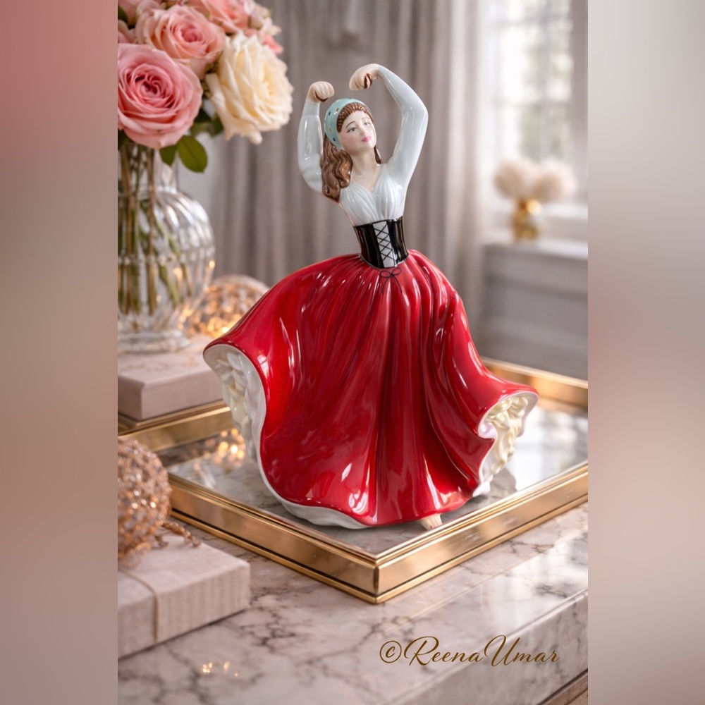 Vintage Royal Doulton “Karen” HN 2388 – Retired Pretty Ladies Figurine (1981)